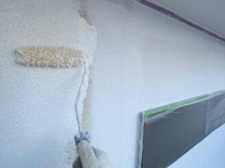 外壁塗装 下塗り写真