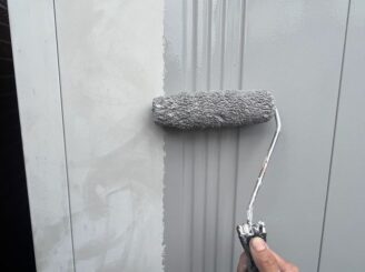 倉庫の塗装画像