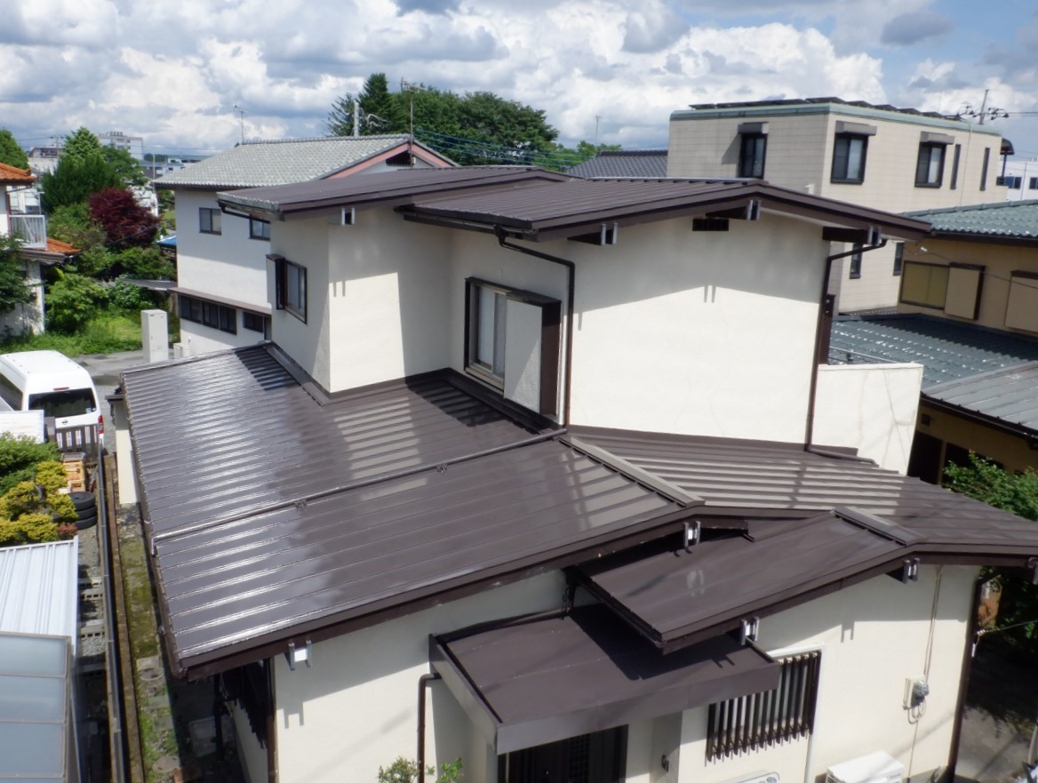 古い家ですが、屋根、ベランダ、小屋ときれいになりお願いしてよかったです。