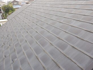 宇都宮市の住宅の屋根カバー施工前の写真