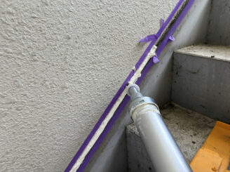 宇都宮市のアパートのシーリング充填の様子